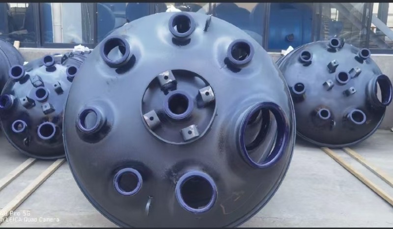 搪烧好的釜盖1 - 副本